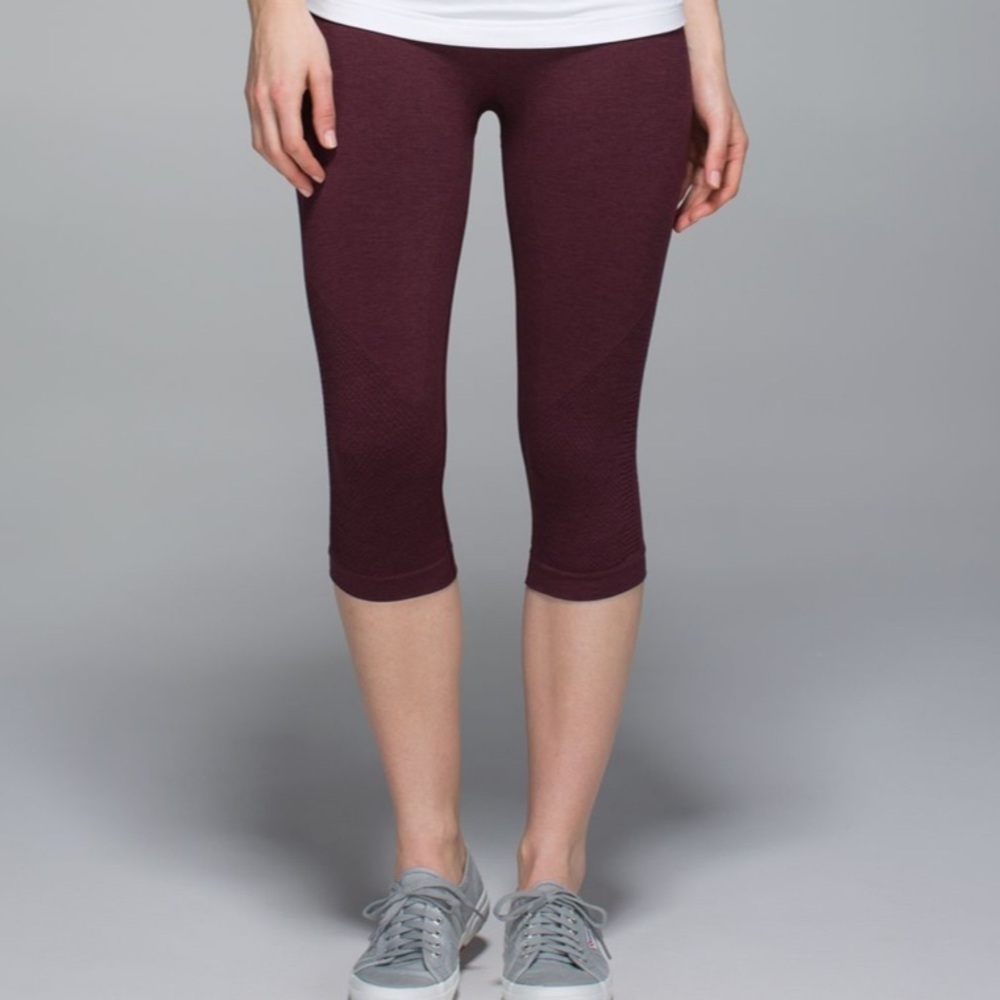 Lululemon In The Flow Crop II Heathered Bordeaux Drama - Picture 1 of 6